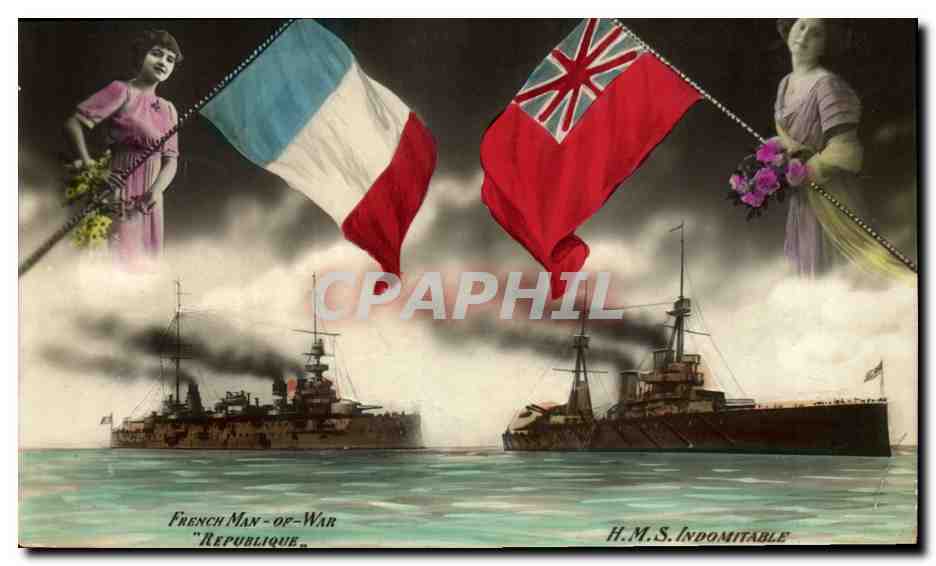 CPA Bateau de Guerre Republique HMS Indomitable