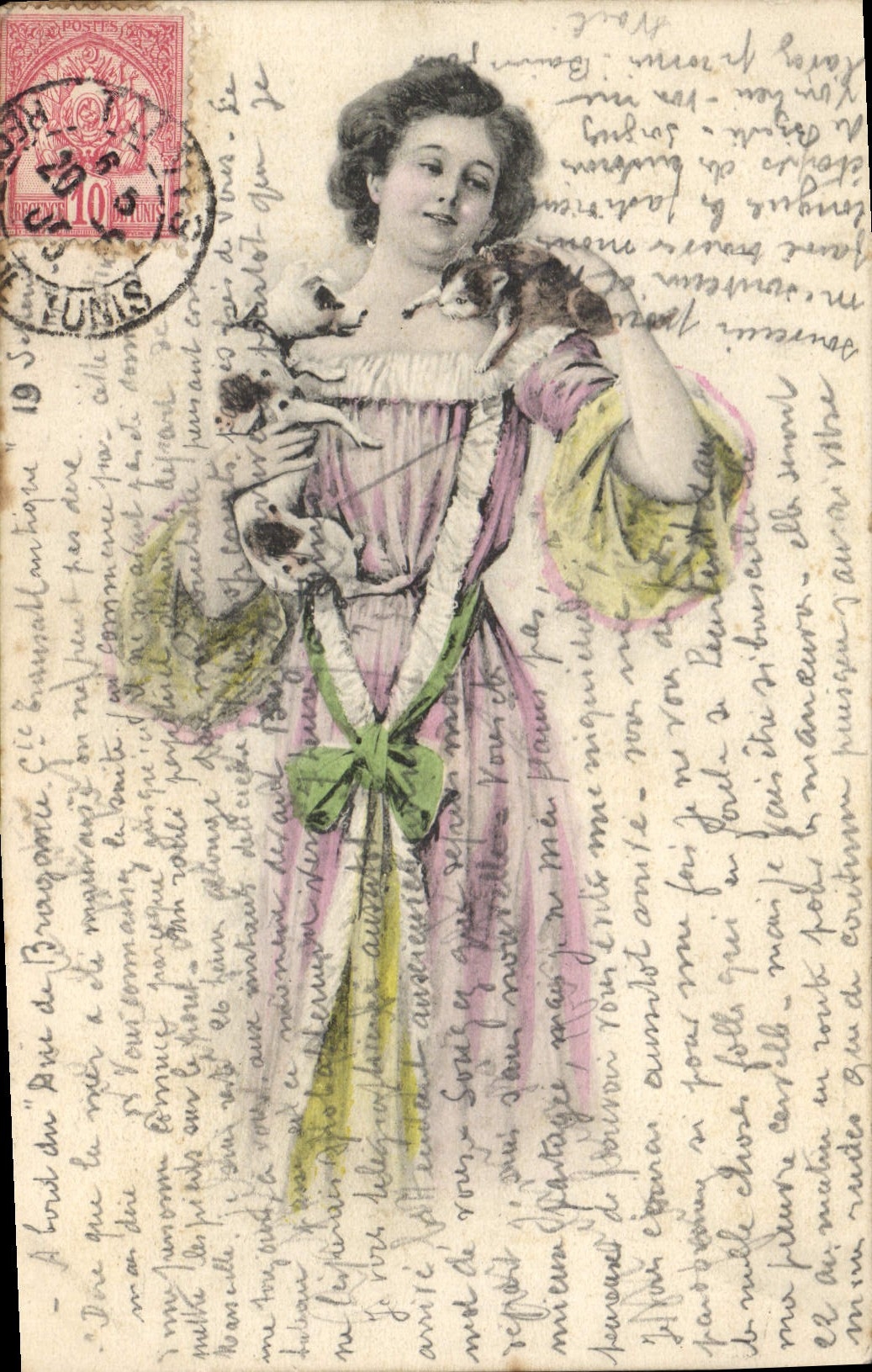 Femme en robe rose tenant un chat — Union postale universelle — série A.S. W.