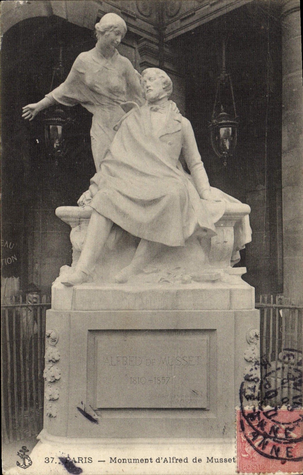 CPA Paris Monument d'Alfred de Musset 