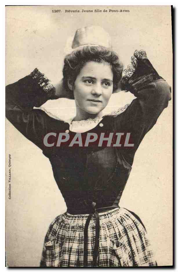 CPA Folklore Reverie Jeune fille de Pont Aven 