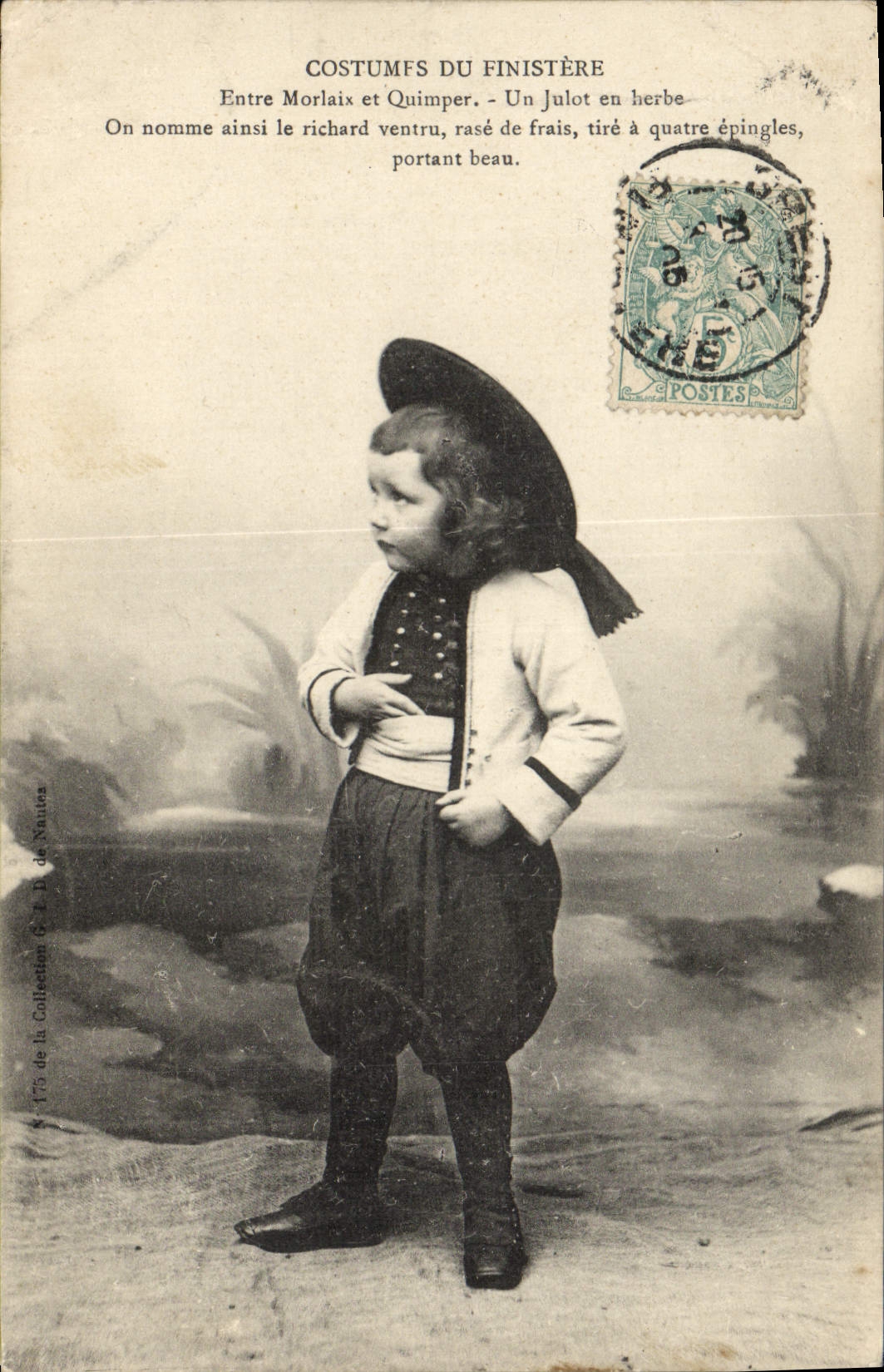 CPA Folklore Costumes du Finistere Entre Morlaix et Quimper Un julot en herbe 