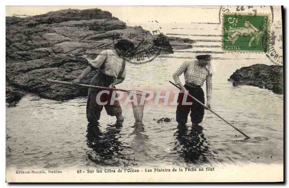 CPA Folklore Sur les Cotes de L'Ocean Les plaisirs de la peche au filet 