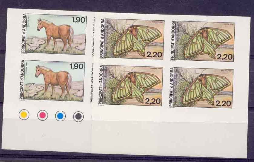 NON DENTELE BLOC de 4 Cheval et Papillon RaRe et SUP (horse butterfly)