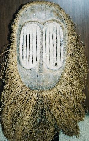 TReS BeAu MAsQUE AfRiCAiN AnCIEN (Africa mask)