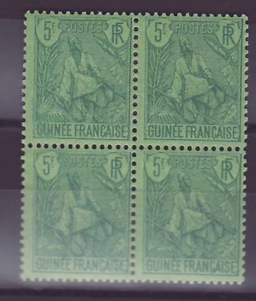 Guinee Berger Pulas n°32 5F Bloc de 4 ** Sans Charniere TTB