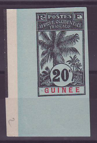 Guinee n°38 20c Palmiers Non dentelé Coin de feuille