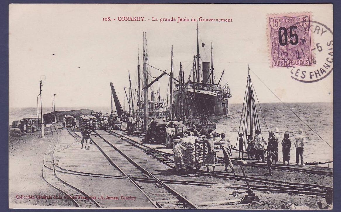 Guinee Carte Postale avec Berger Pulas surchargé et Rare cachet Calles Francaises 21 5 13  carte Conakry La grande jetee
