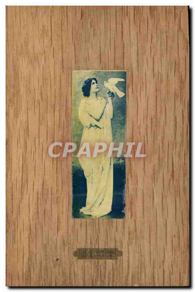Femme tenant une colombe — motif symbolique — éditeur inconnu