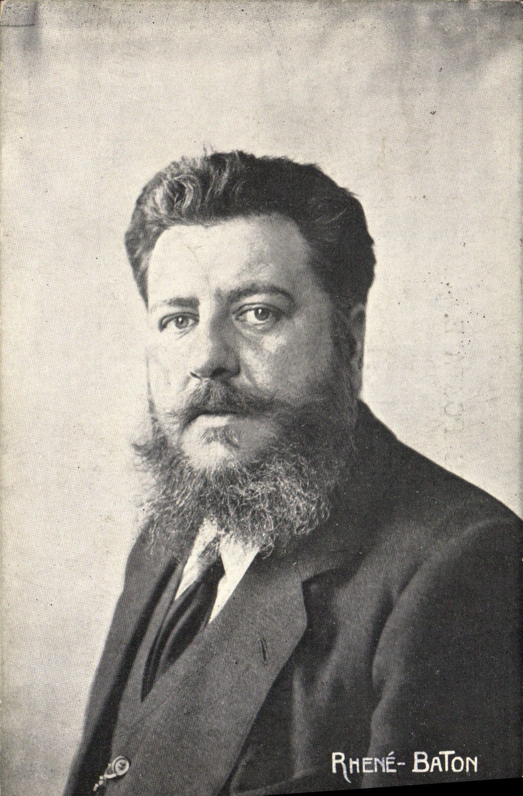 Portrait de Rhéné-Baton — photographe — éditeur Rhéné-Baton - Anverso