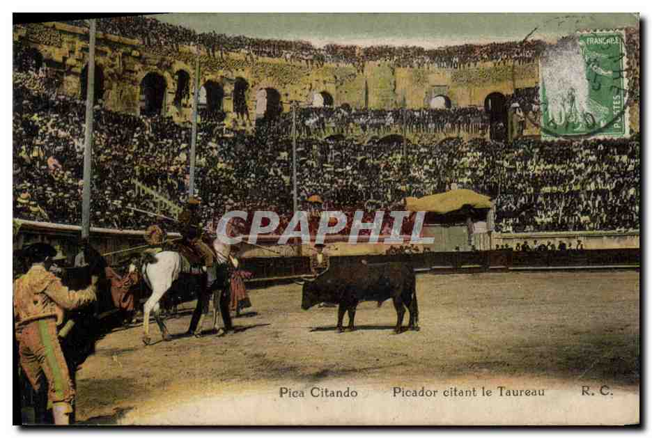 CPA Corrida Course de taureaux Picador citant le taureau 