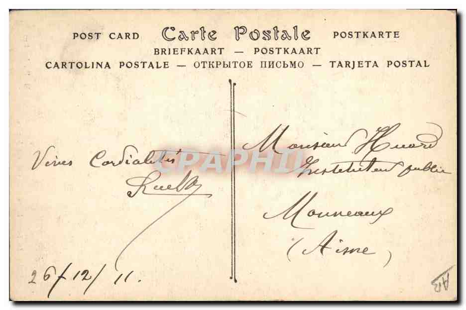 CPA Dentelle Dentelliere a la coiffe a boules  — Verso
