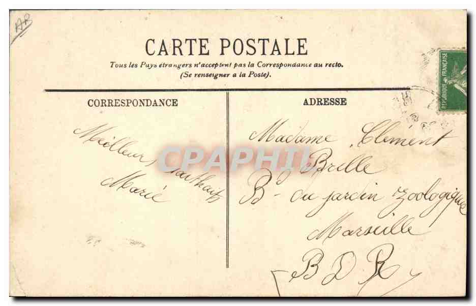 CPA Folklore Dentelle Dentelliere Auvergne Vieille paysanne  — Verso