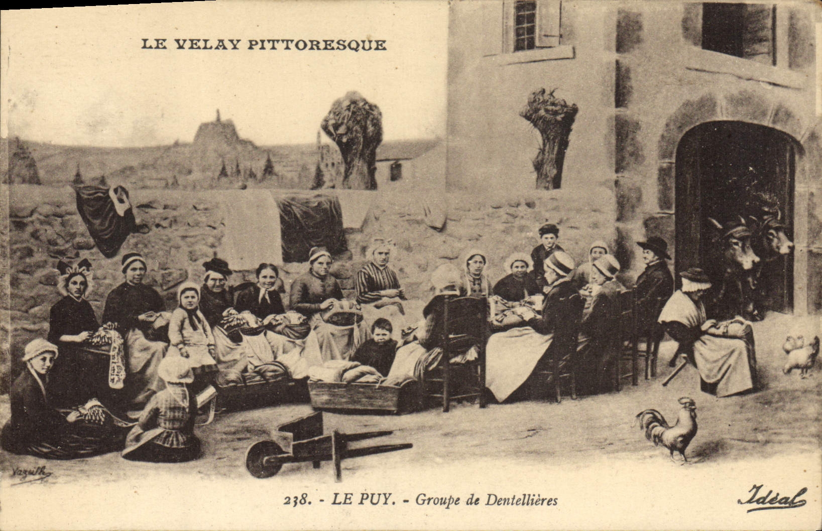 CPA Folklore Dentelle Dentelliere Le Puy Groupe de dentellieres 