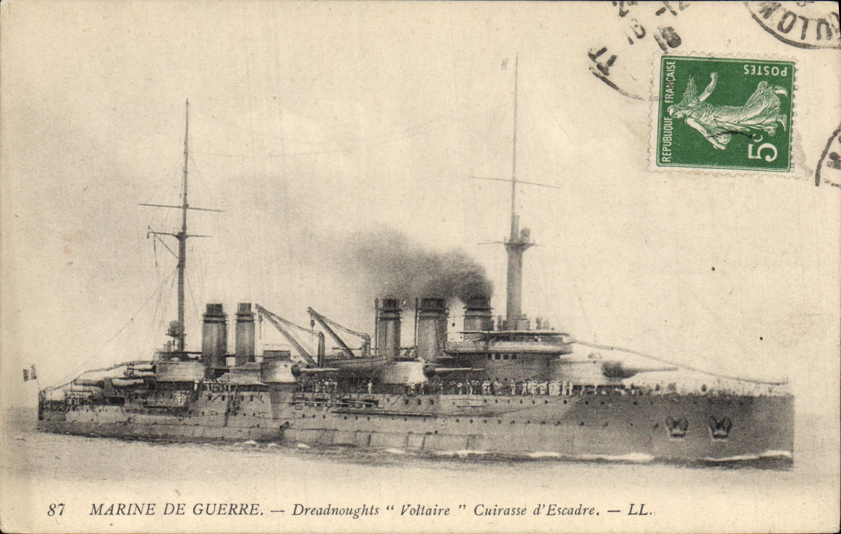 CPA Bateau de Guerre Dreadnoughts Voltaire Cuirasse d'escadre 