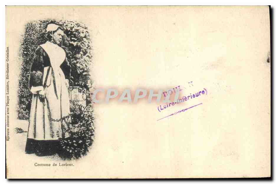CPA Folklore Costume de Lorient