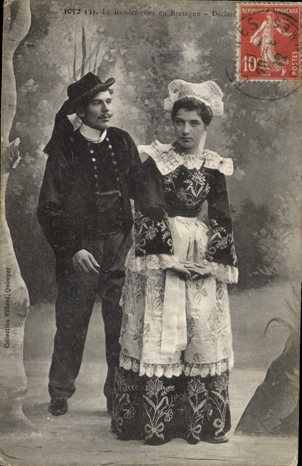 CPA Folklore Le rendez vous en Bretagne 