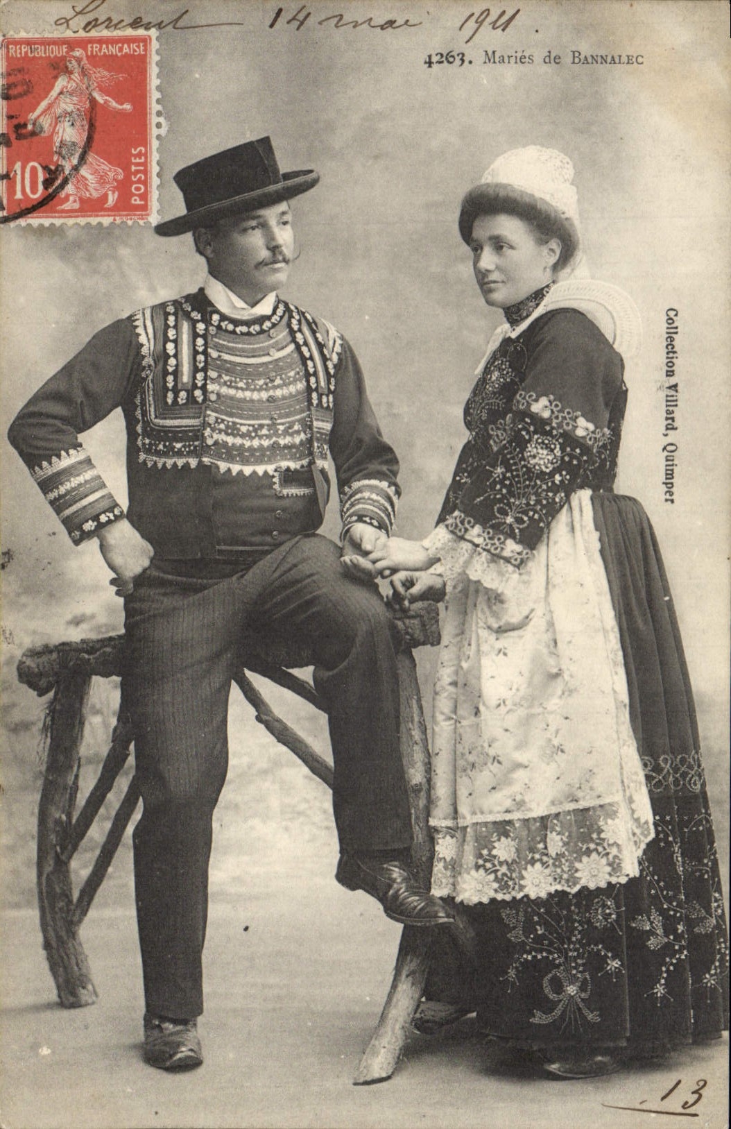 CPA Folklore Maries de Bannalec Mariage