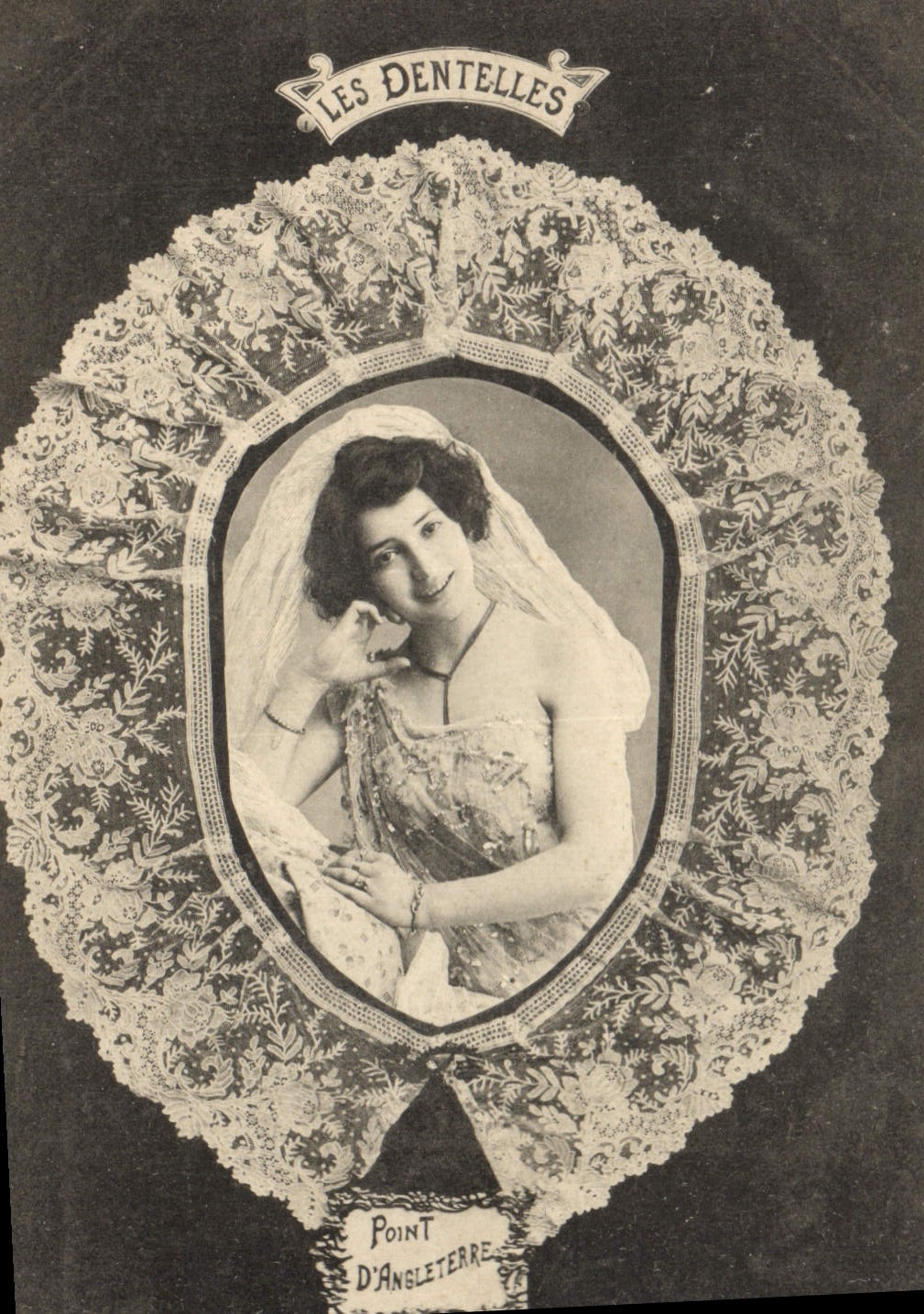 CPA Folklore Dentelle Dentelliere Point d'Angleterre