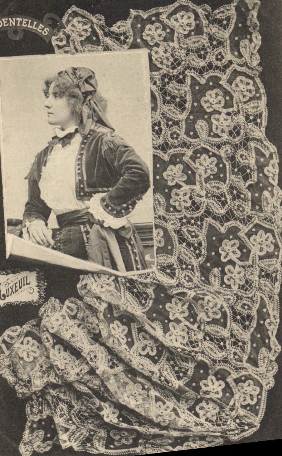 CPA Folklore Dentelle Dentelliere Luxeuil