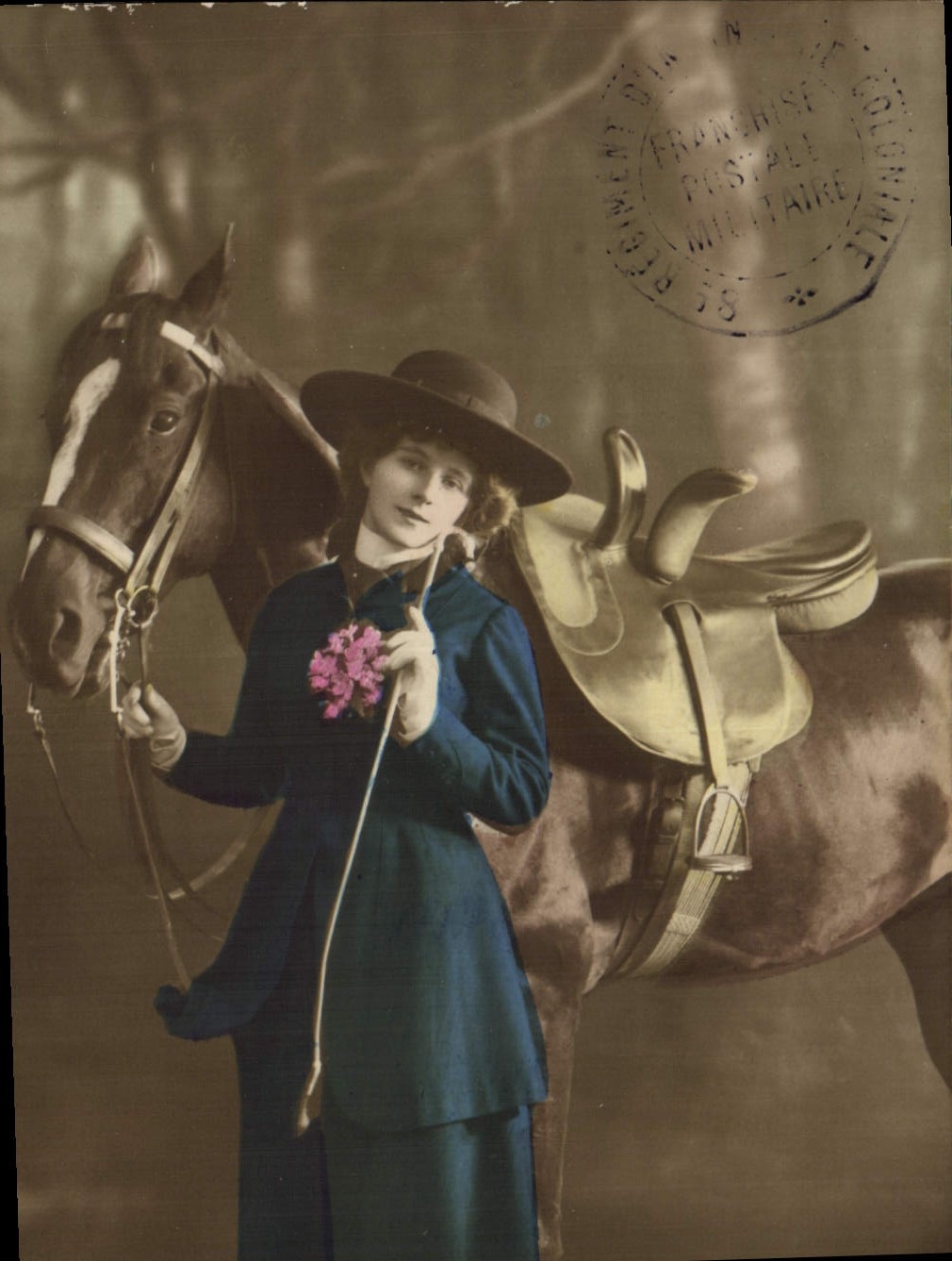 CPA Cheval Hippisme Equitation Femme 