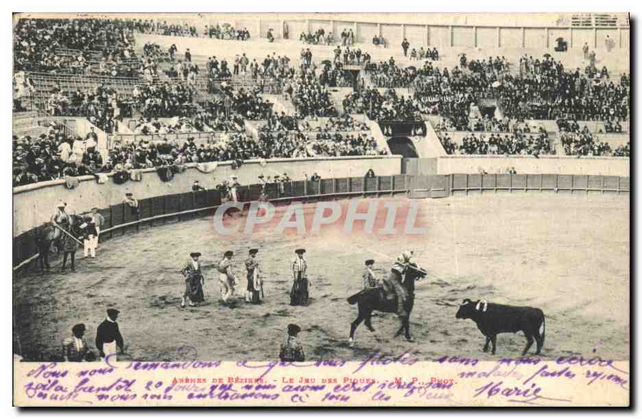 Arènes de Béziers — Le Jeu des Piques — M. P. Phot.