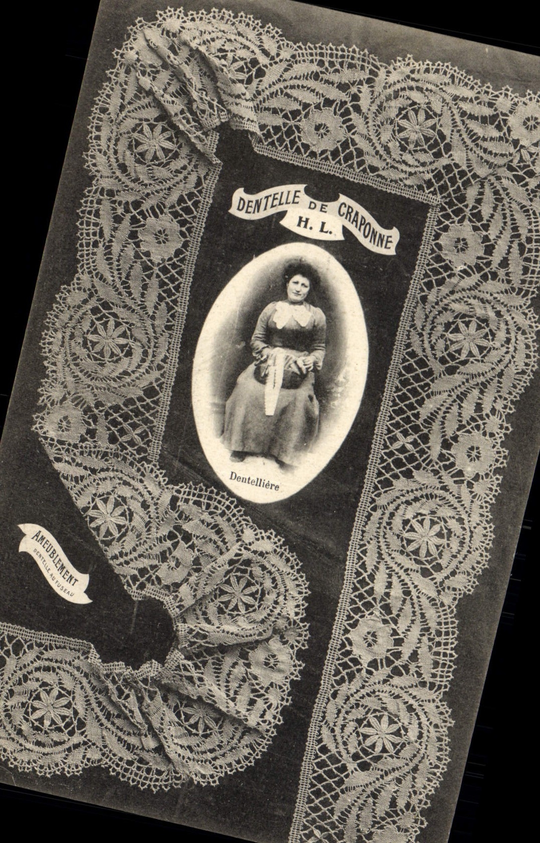 CPA Folklore Dentelle Dentelliere Craponne 
