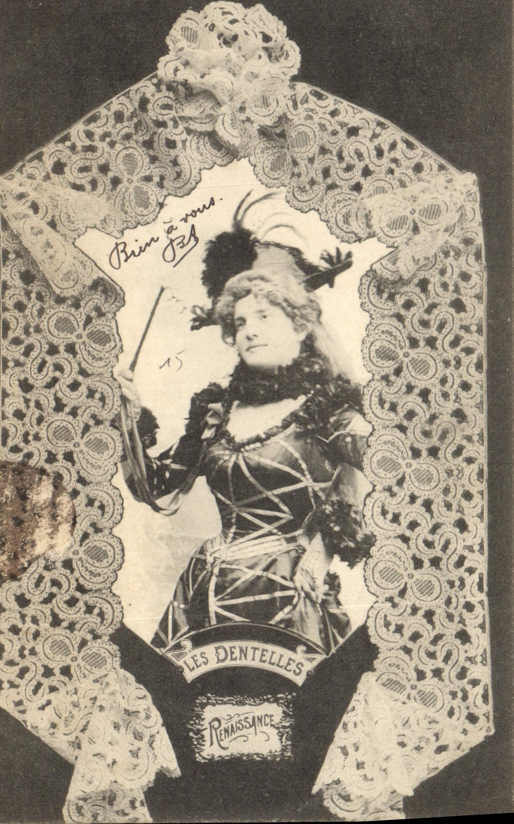 CPA Folklore Dentelle Dentelliere Renaissance