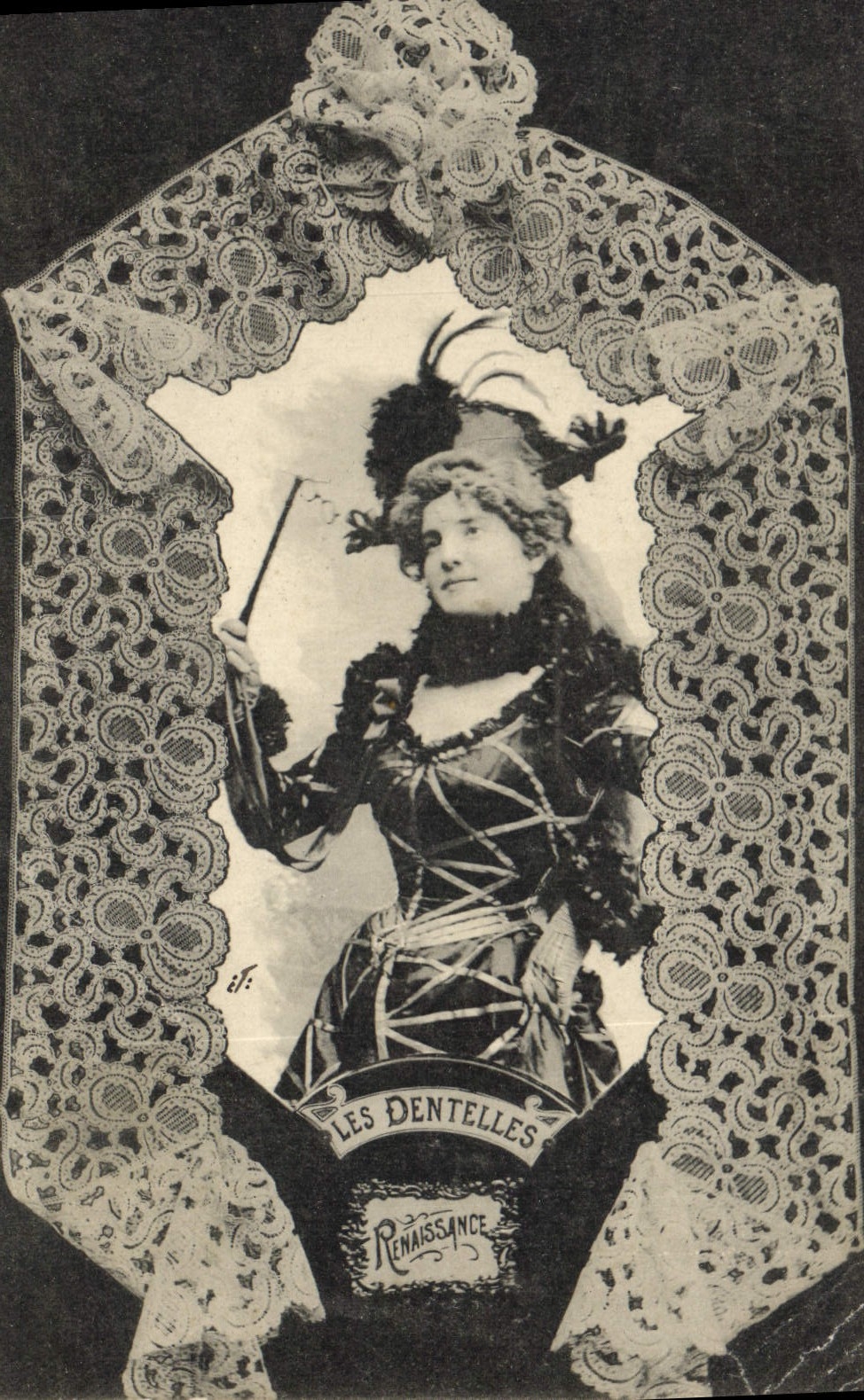 CPA Folklore Dentelle Dentelliere Renaissance