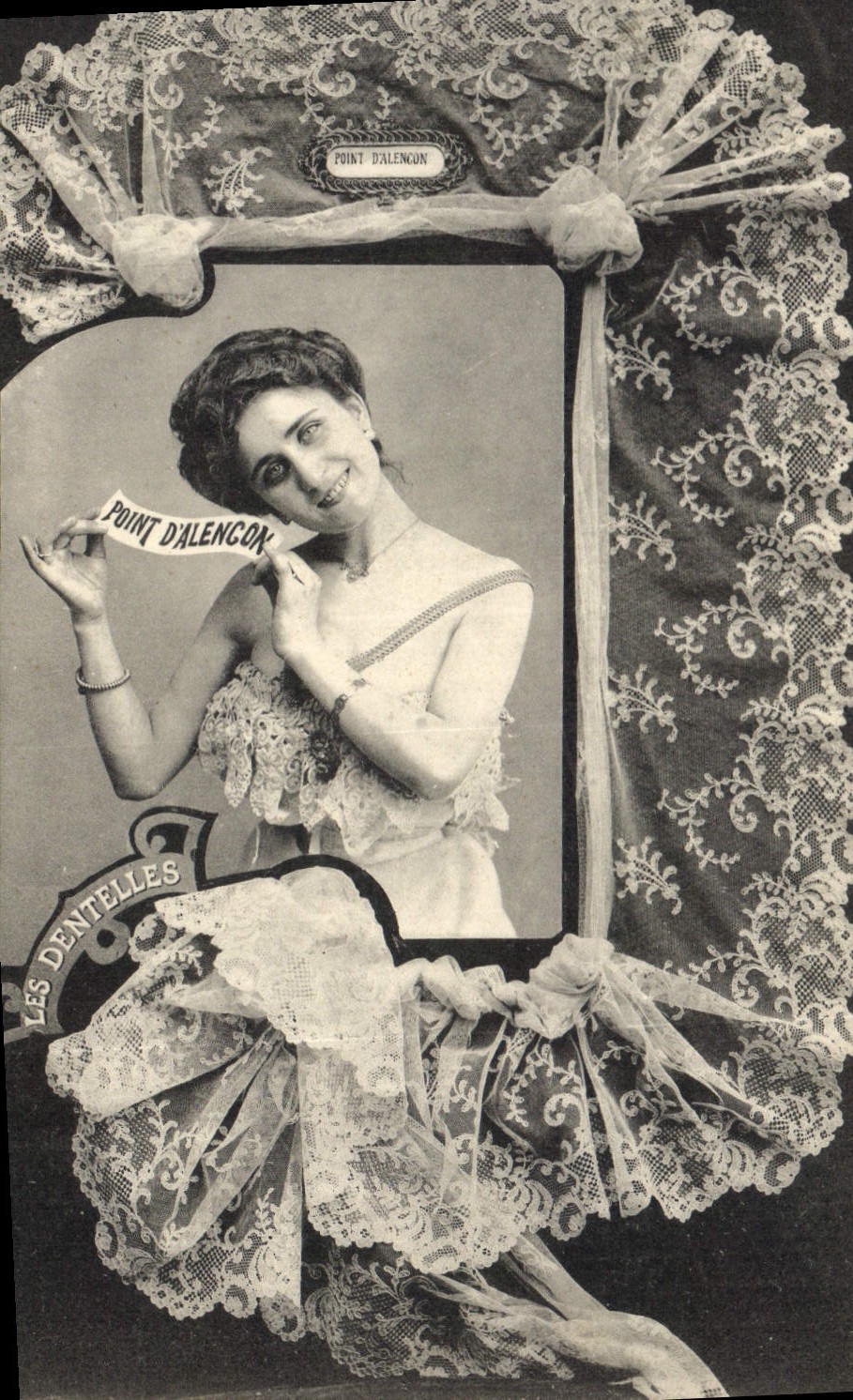 CPA Folklore Dentelle Dentelliere Point d'Alencon