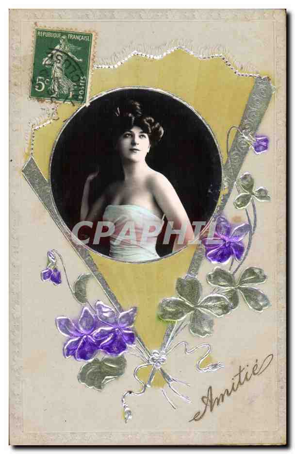Jeune femme — portrait en noir et blanc — éditeur inconnu