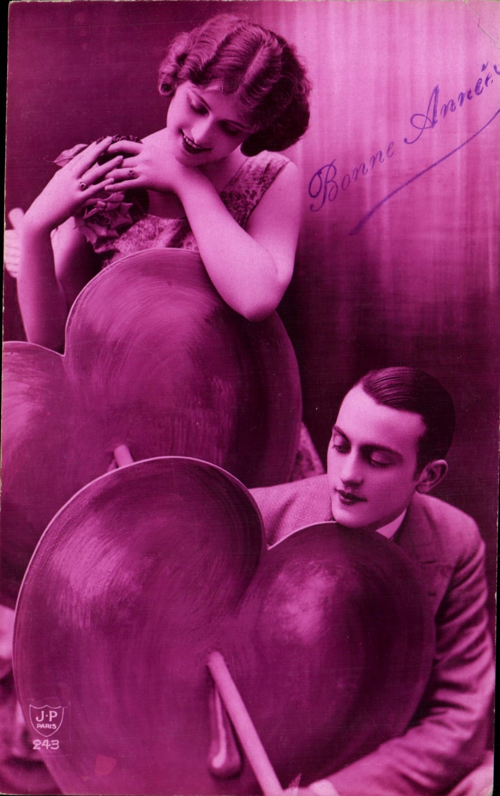 CPA Fantaisie Femme Coeur 