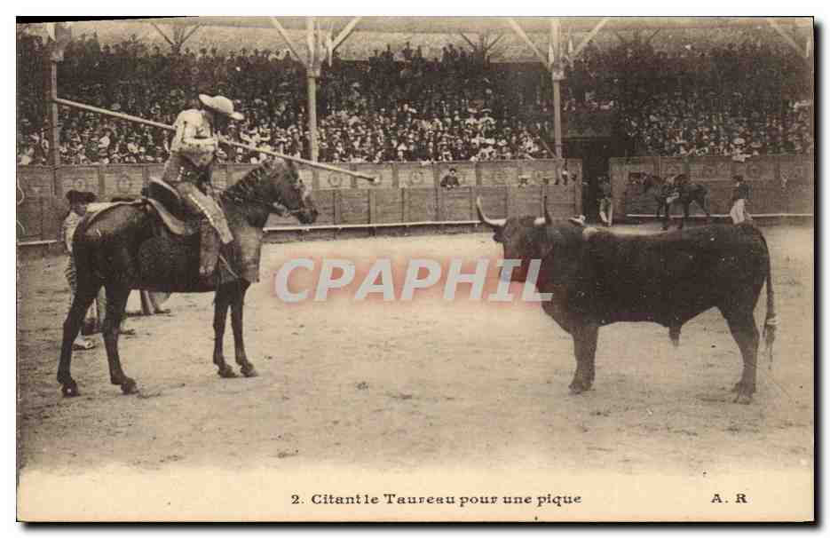 CPA Corrida Course de taureaux Citant le taureau pour une pique 