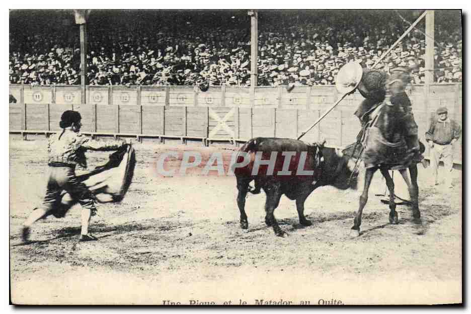 CPA Corrida Course de taureaux Une pique et le matador au Quite 