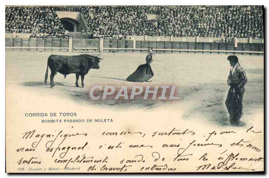 CPA Corrida Course de taureaux Bombita pasando de muletta 