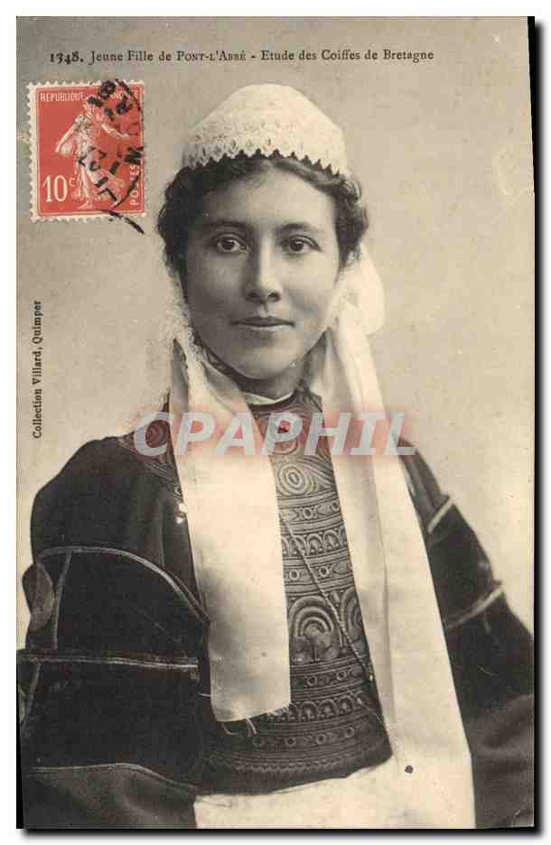 CPA Folklore Jeune fille de Pont L'Abbe 