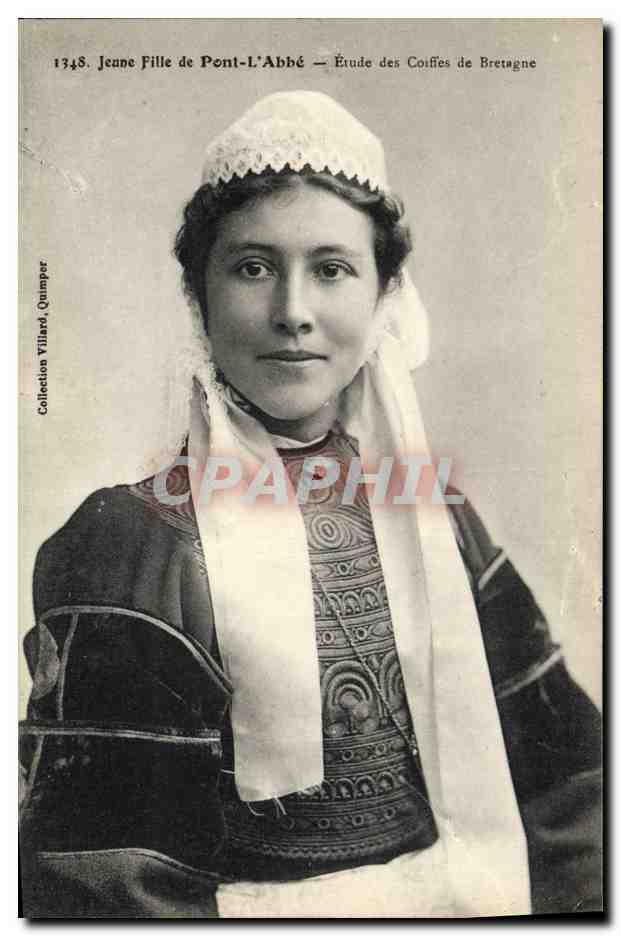 CPA Folklore Jeune fille de Pont L'Abbe 