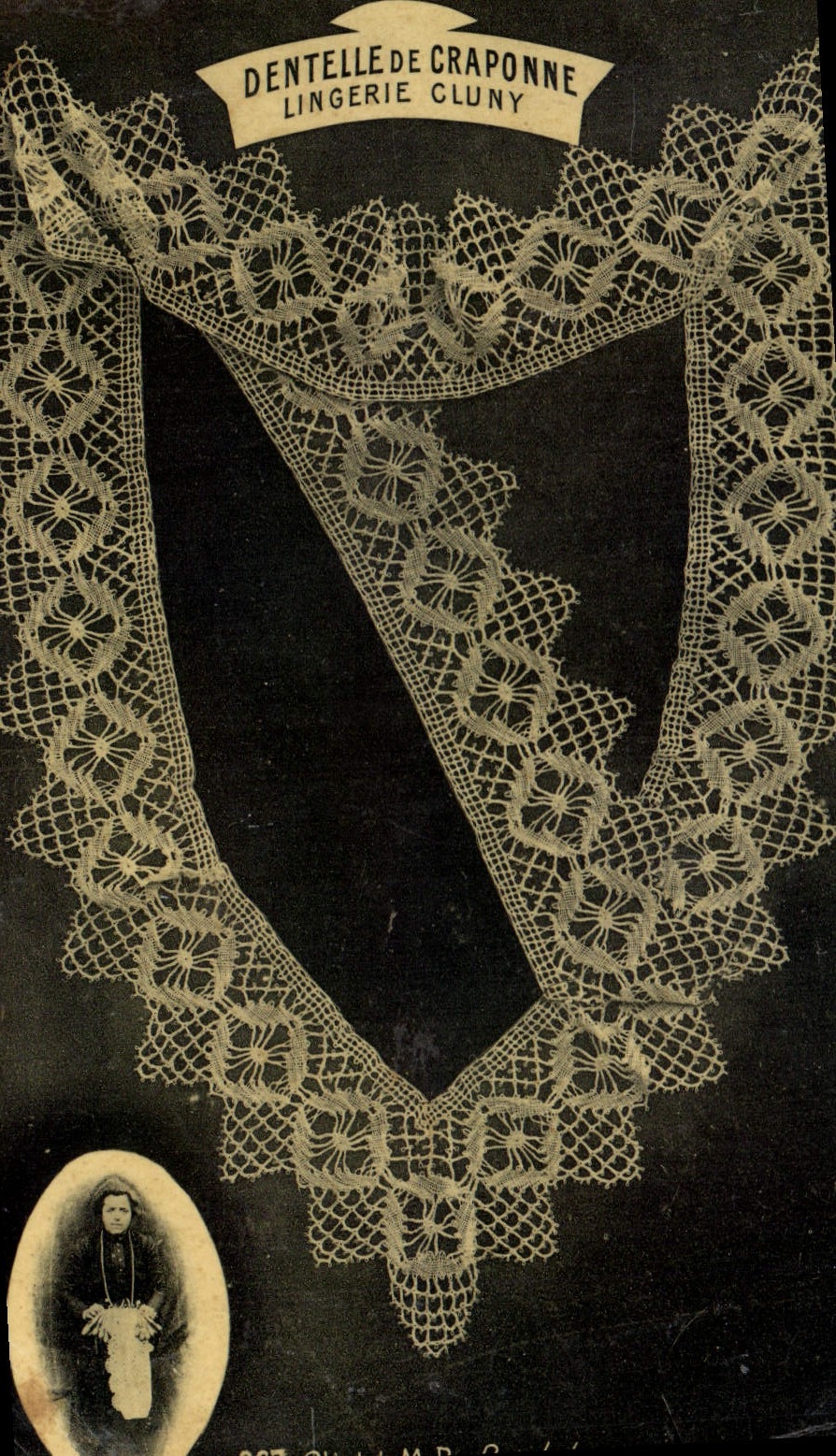 CPA Folklore Dentelle Dentelliere de Craponne Lingerie Cluny 