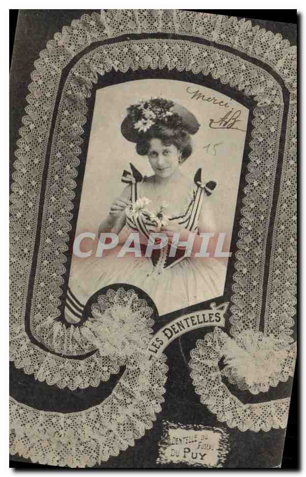 CPA Folklore Dentelle Dentelliere Le Puy 