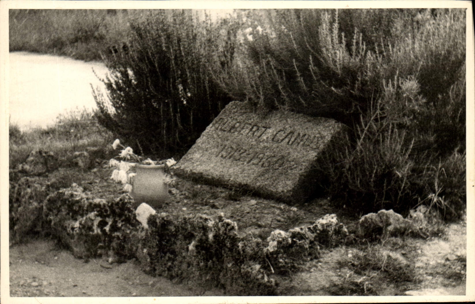 CPM Tombe Albert Camus 