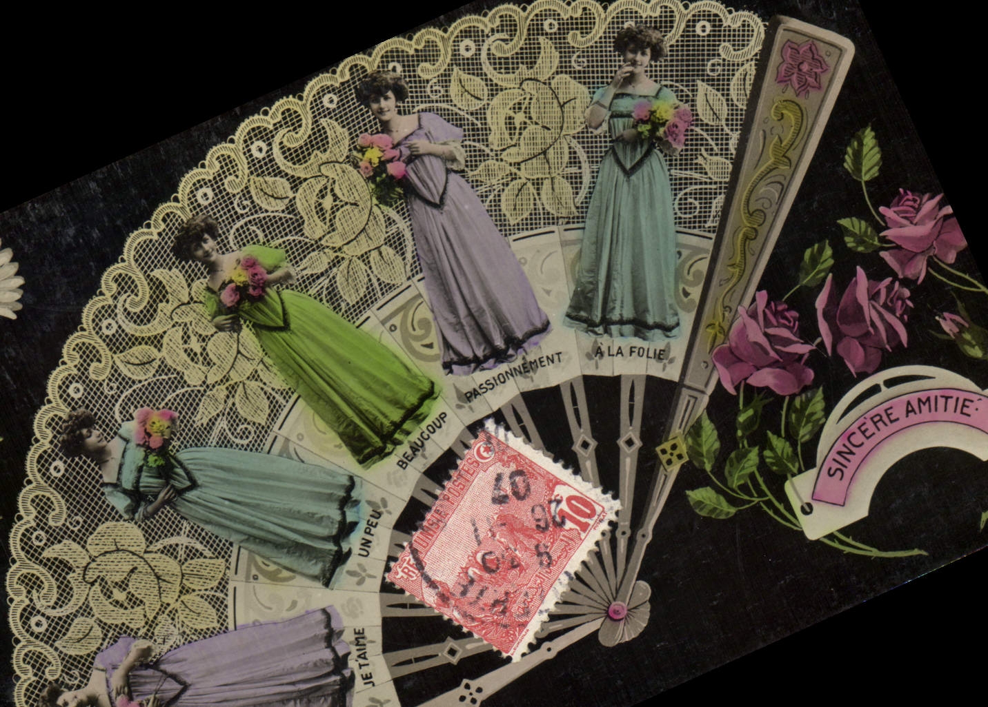Femmes en robes colorées — fan de cartes postales — éditeur anonyme