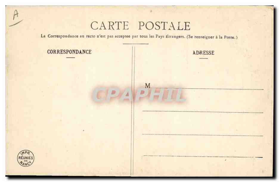 Femme en robe fleurie tenant un éventail — Édition Bergeret — Verso