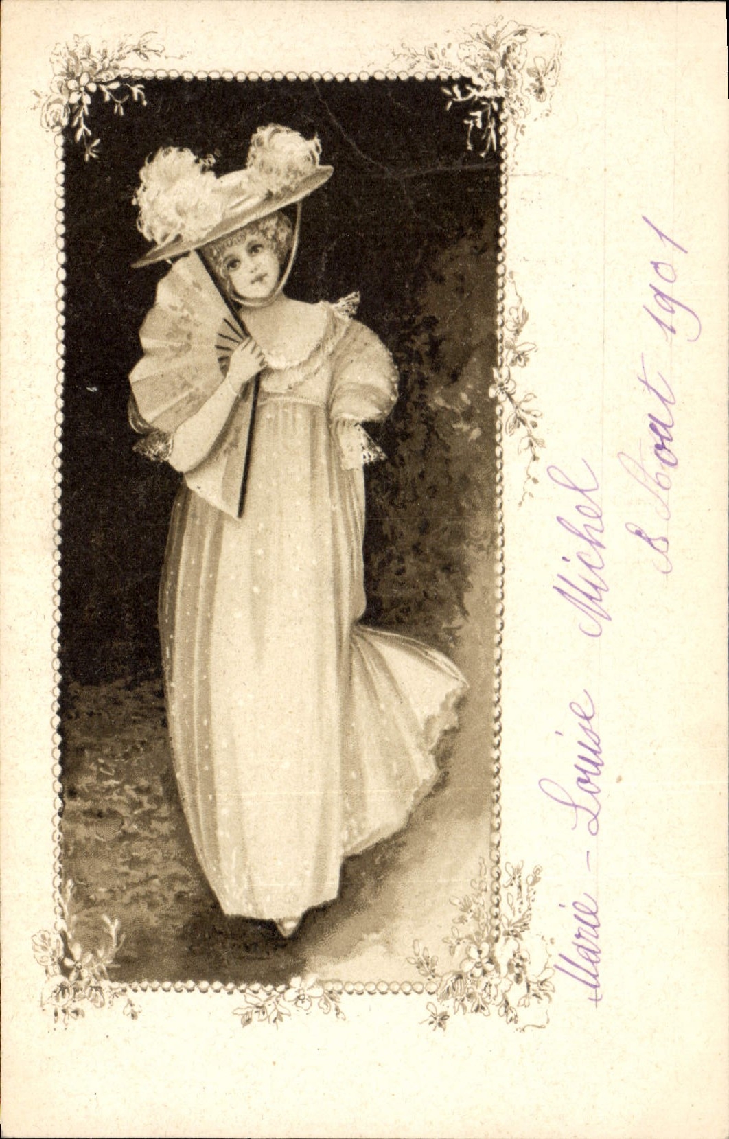 Femme en robe longue et chapeau orné — éditeur Marie-Louise Michel, n° de série non visible