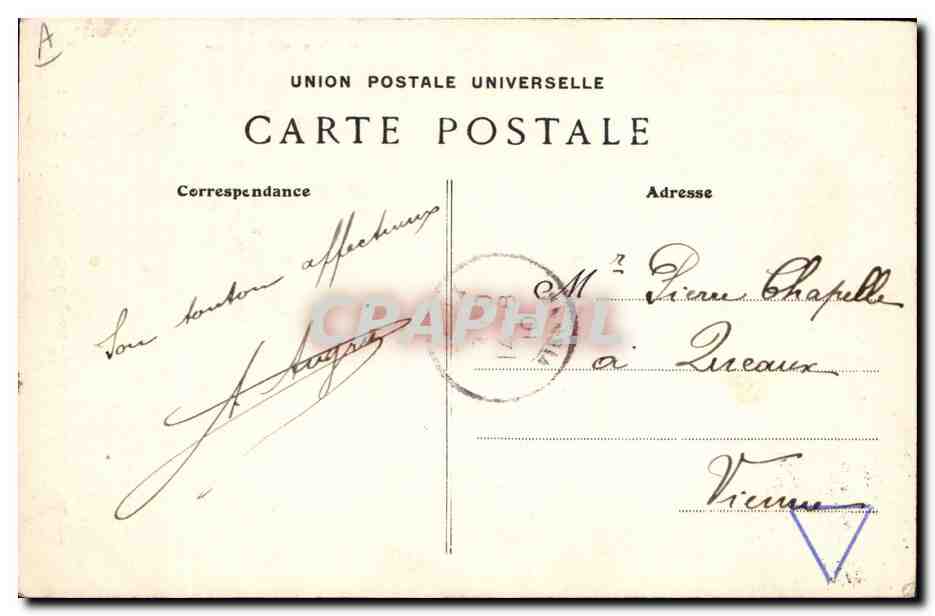 CPA Folklore Pont L'Abbe Une elegante  — Verso