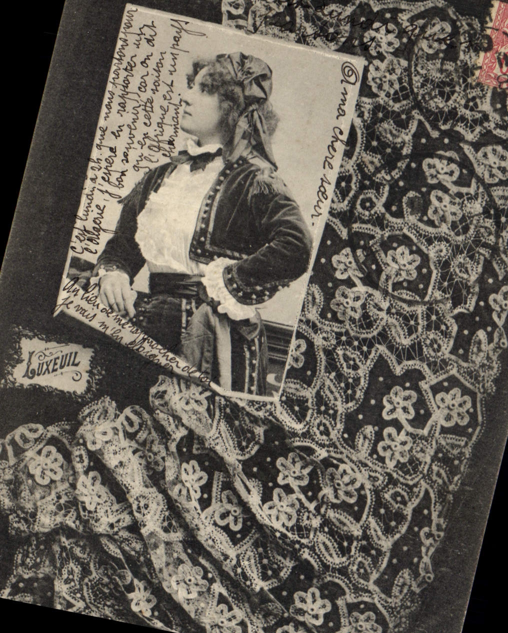 CPA Folklore Dentelle Dentelliere Luxeuil