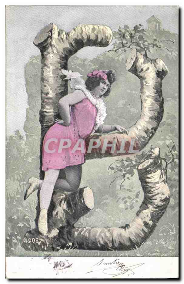 Femme dans une grande lettre 'B' en bois — Anselme, n° 4902