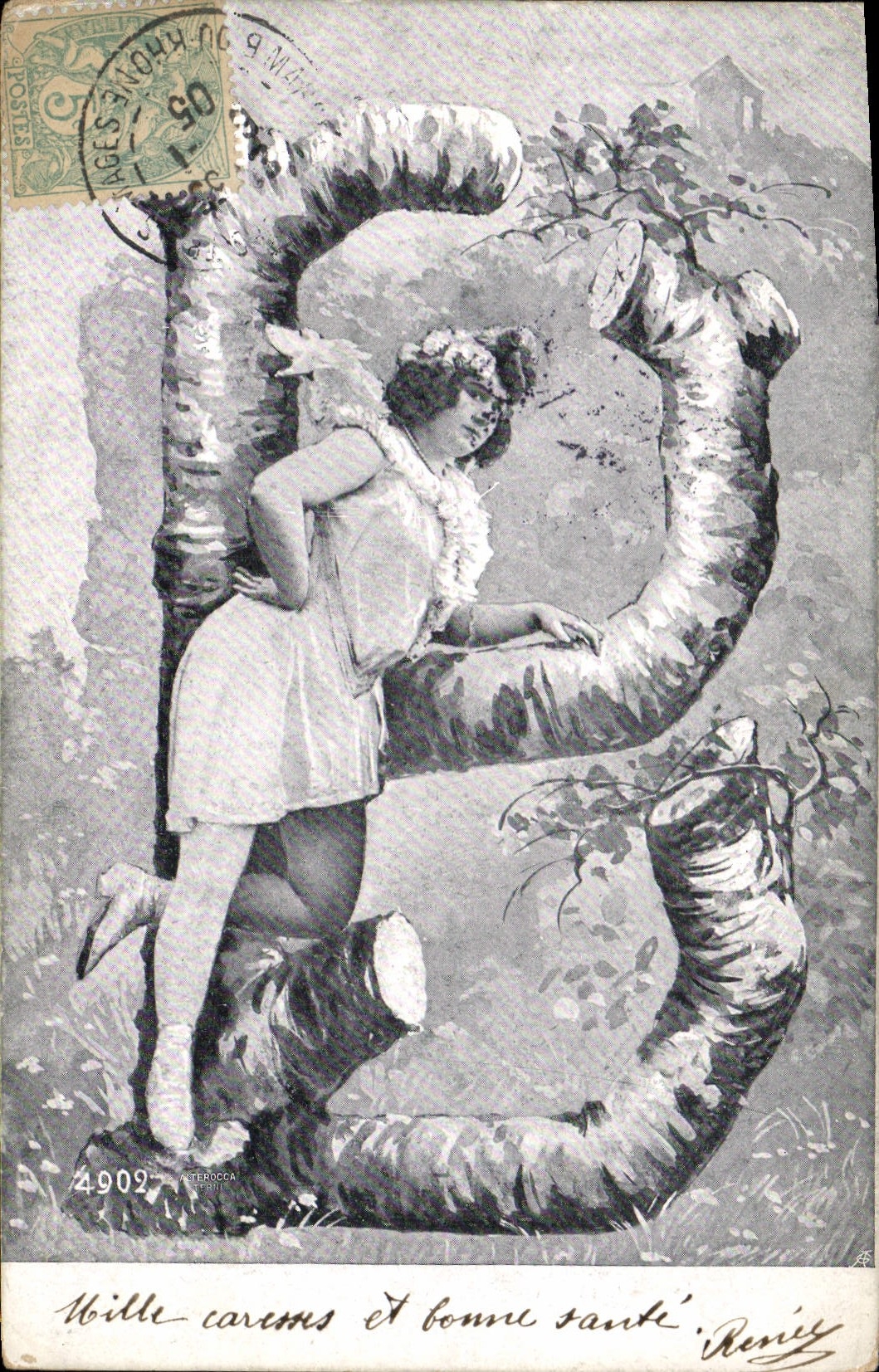 Femme dans un grand tronc d'arbre — éditeur Terrocca, n° 4902