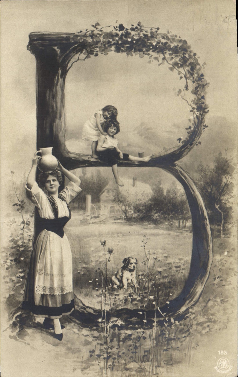 Femme et enfants dans un décor de lettres — éditeur CPAPHIL, n° 185