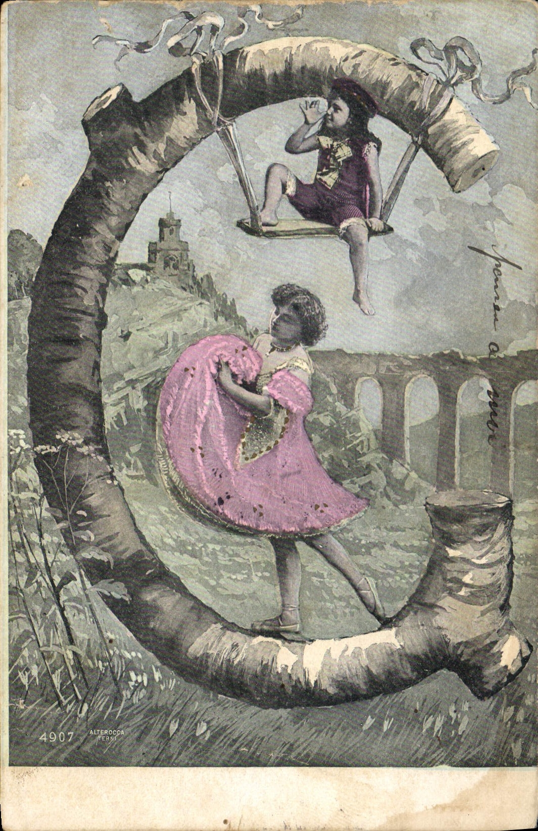 Deux enfants jouant sur un tronc d'arbre en forme de C — éditeur Alterocca, n° 4907