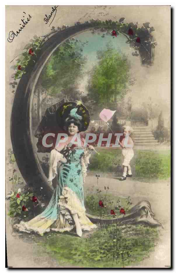 Femme en robe bleue et enfant jouant — Anniétis Blonde — éditeur Anniétis Blonde