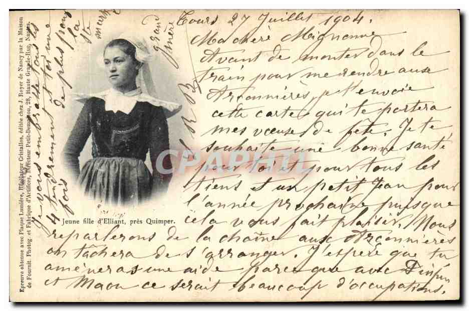 CPA Folklore Jeune fille d'Elliant pres Quimper 